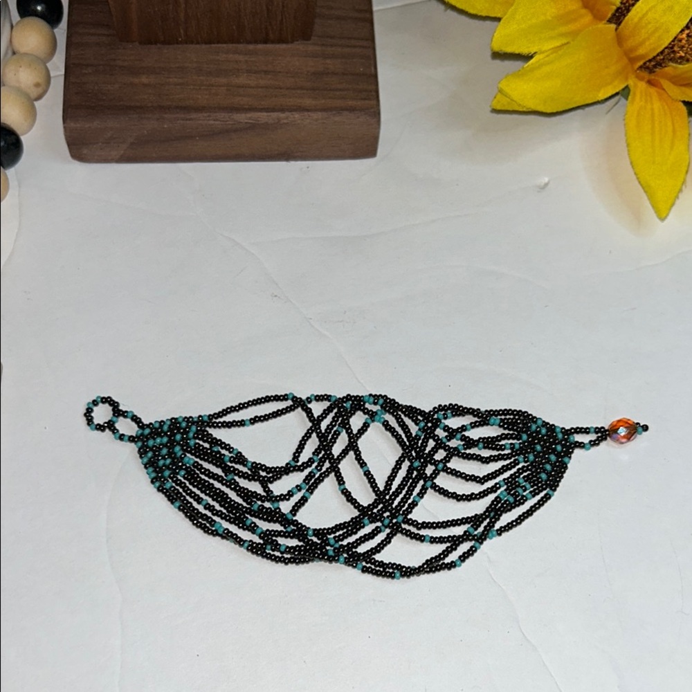 Elegant Black and Turquoise Green Beaded Bracelet